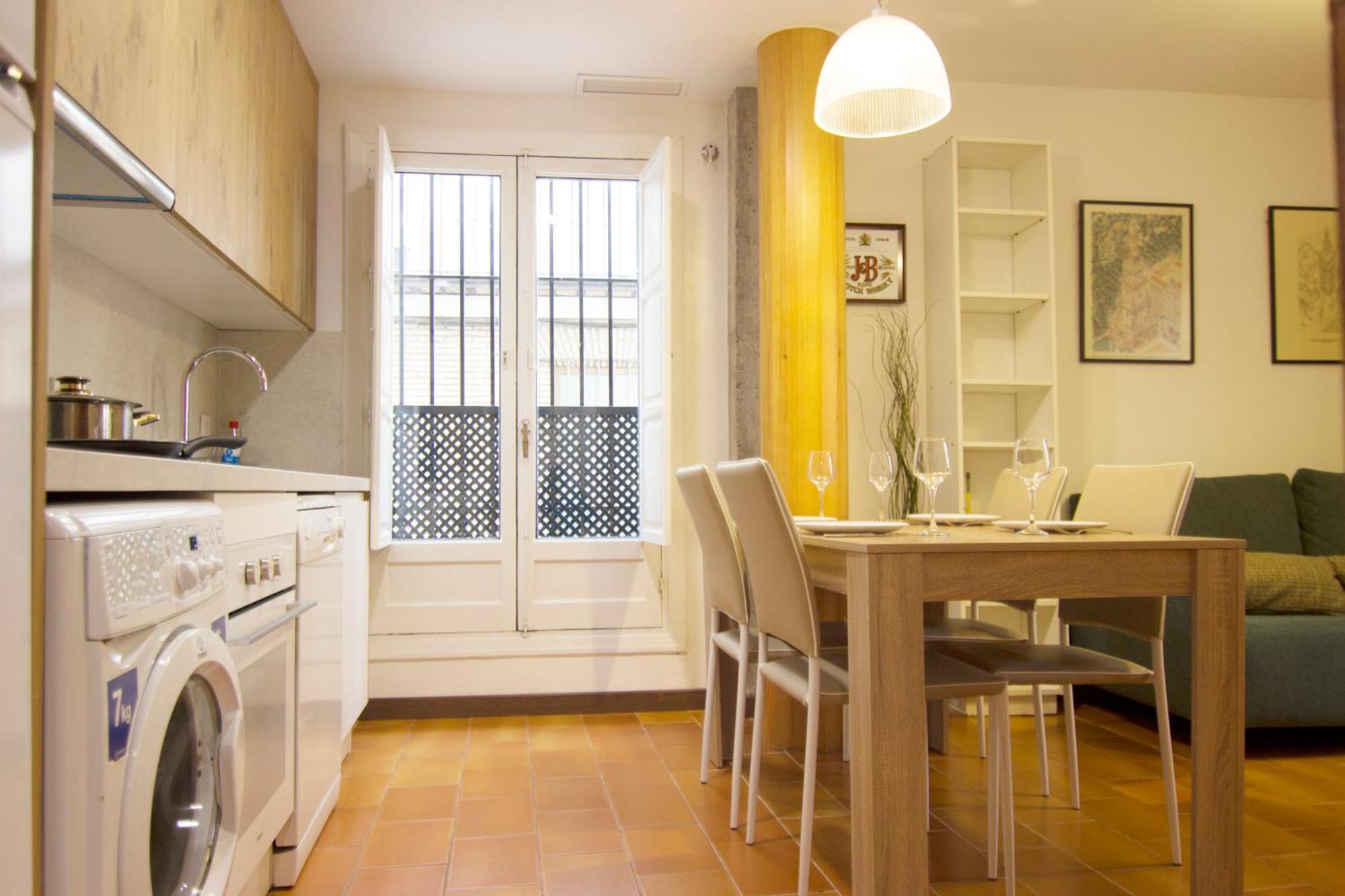 Rentalsevilla General Castanos מראה חיצוני תמונה